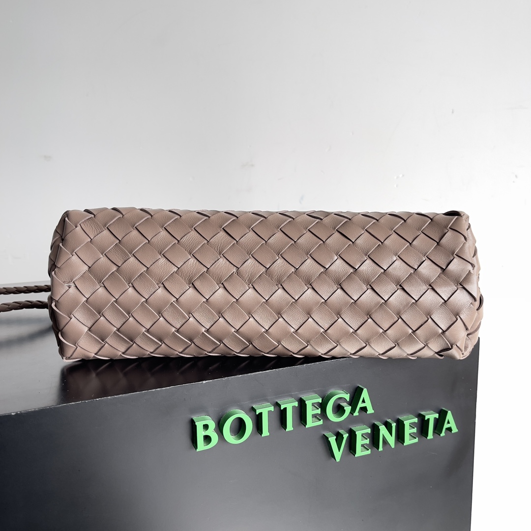 Bottega Veneta Shopping Bags